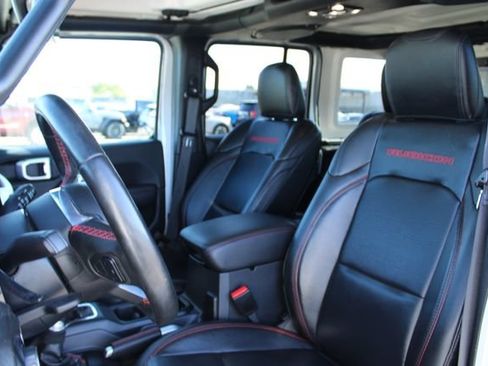 Used 2022 Jeep Wrangler Unlimited Rubicon w/ LED Lighting Group AWD/4WD image 41