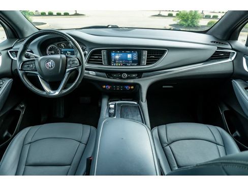 Used 2024 Buick Enclave Essence w/ Sport Touring Edition FWD image 21