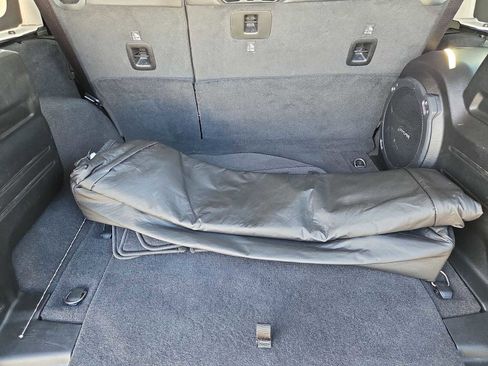 Used 2021 Jeep Wrangler Unlimited Sahara image 36