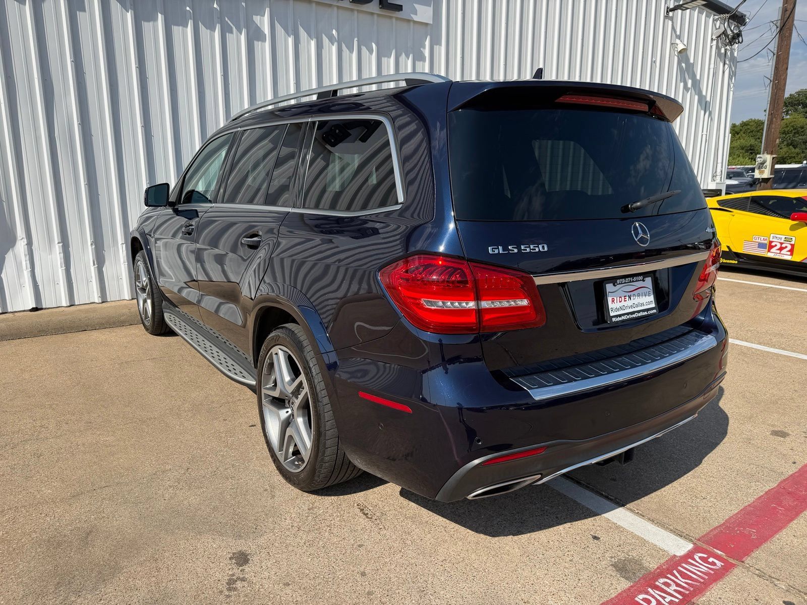 Used 2019 Mercedes-Benz GLS 550 4MATIC image 4