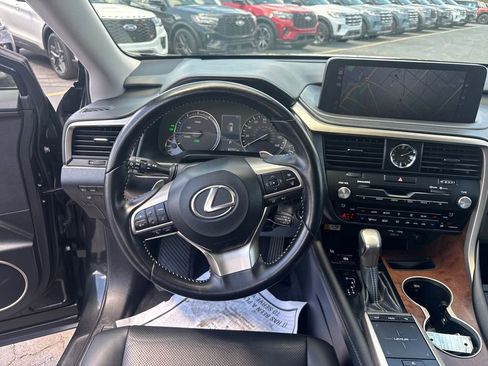 Used 2022 Lexus RX 450hL AWD w/ Premium Package image 29