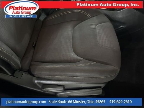 Used 2015 Jeep Cherokee Latitude w/ Comfort/Convenience Group image 37