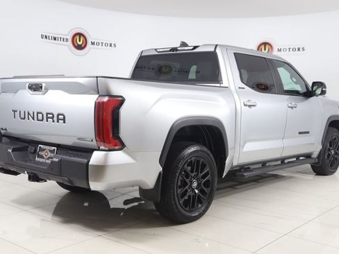 Used 2025 Toyota Tundra Limited AWD/4WD image 3