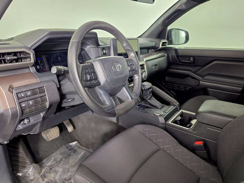 Used 2024 Toyota Tacoma SR5 RWD image 12