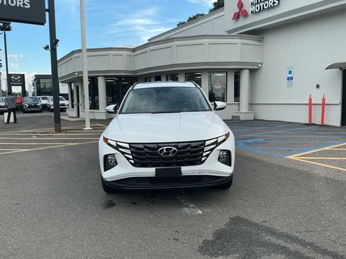 Used 2023 Hyundai Tucson SEL w/ Convenience Package AWD/4WD image 2