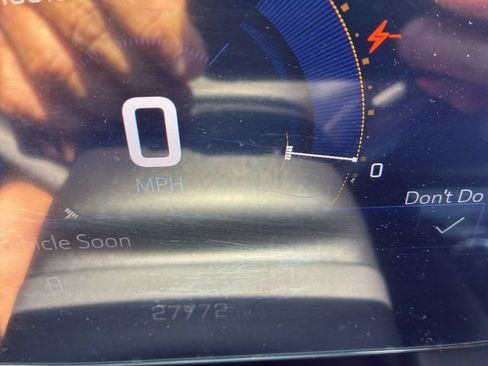 Used 2024 Chevrolet Blazer EV LT AWD/4WD image 18