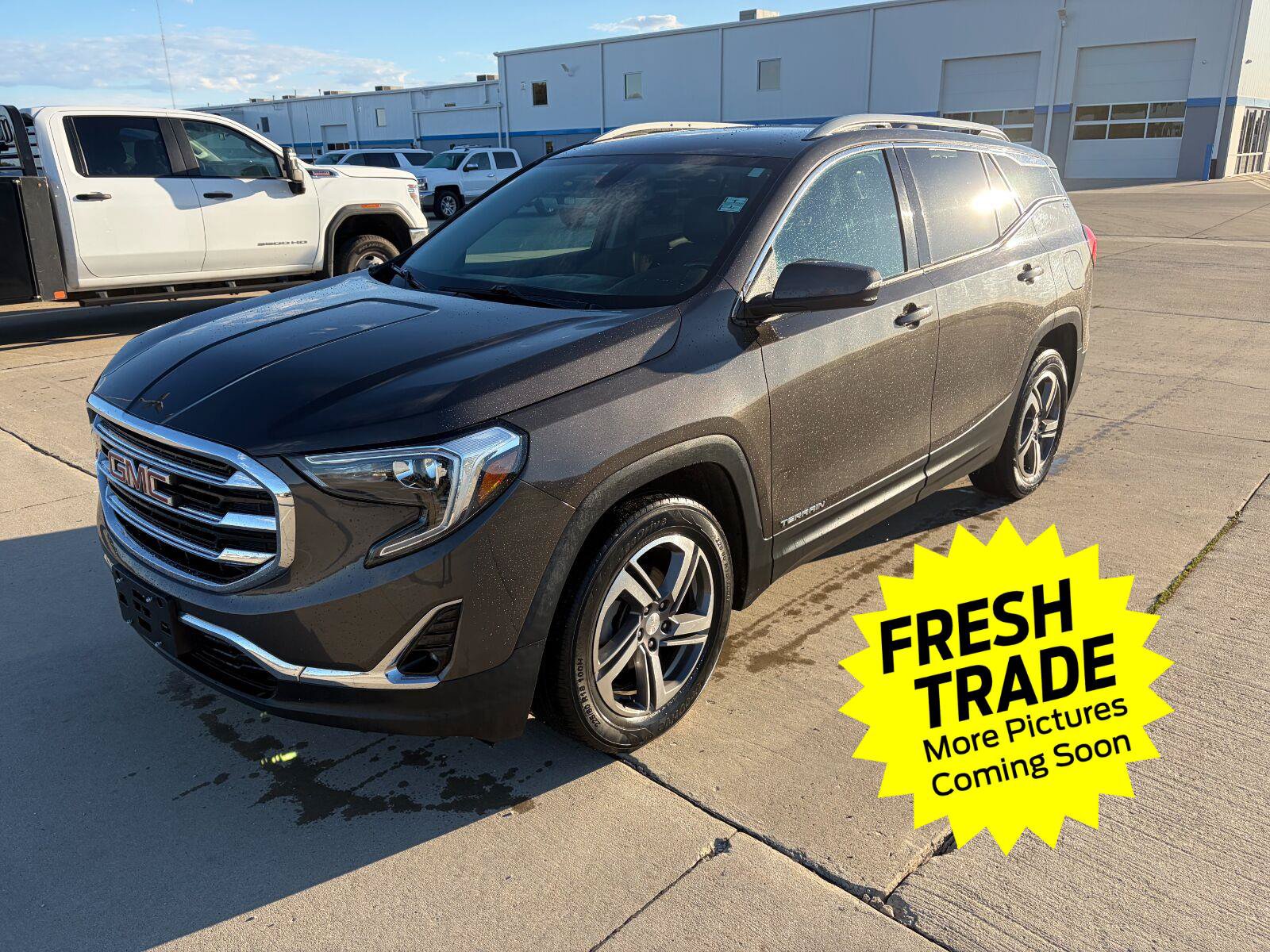 Used 2019 GMC Terrain SLT w/ Preferred Package AWD/4WD image 1