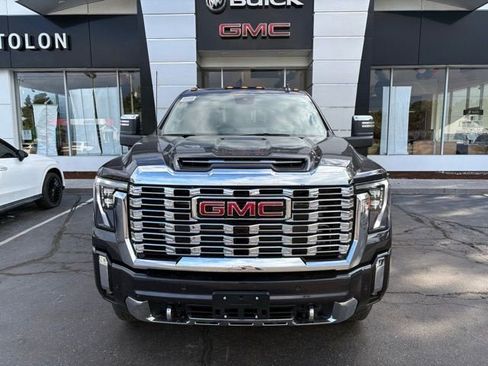 New 2026 GMC Sierra 3500 Denali w/ Denali Reserve Package image 5