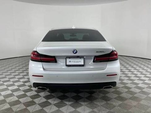 Used 2021 BMW 530e 530e iPerformance w/ Premium Package image 6