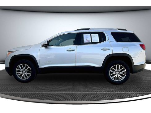 Used 2019 GMC Acadia SLE w/ Driver Alert Package I FWD image 17