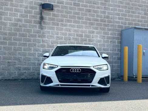 Used 2022 Audi A4 2.0T Premium Plus w/ Premium Plus Package AWD/4WD image 2