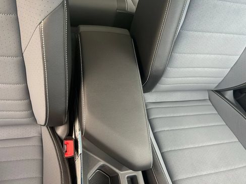 New 2026 Volkswagen Jetta SE FWD image 37