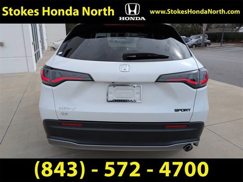 Used 2024 Honda HR-V Sport image 5