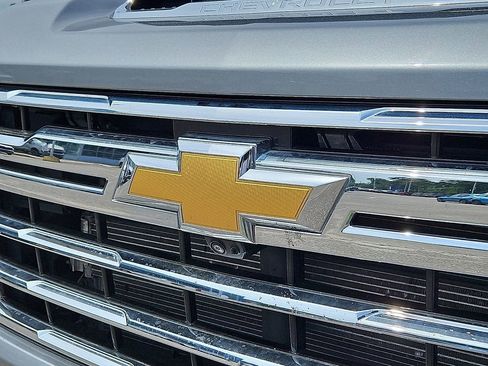 Certified 2025 Chevrolet Silverado 3500 LTZ w/ LTZ Plus Package AWD/4WD image 33