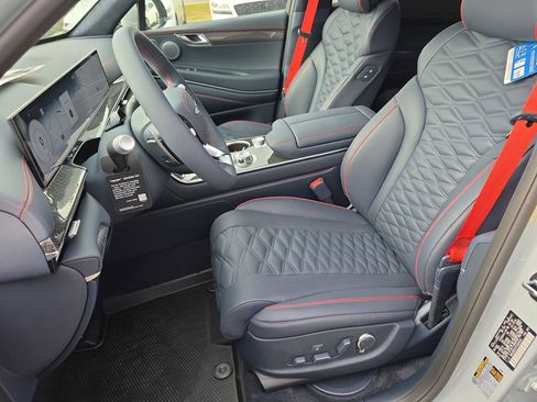 New 2026 Genesis GV80 3.5T e-SC image 9