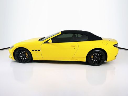 Used 2018 Maserati GranTurismo Convertible image 5