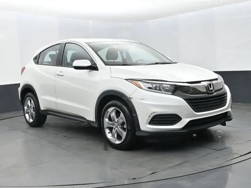 Used 2021 Honda HR-V LX image 2