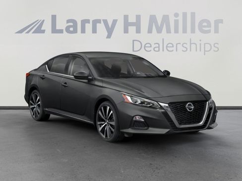 Used 2020 Nissan Altima 2.5 SR w/ Premium Package FWD image 9