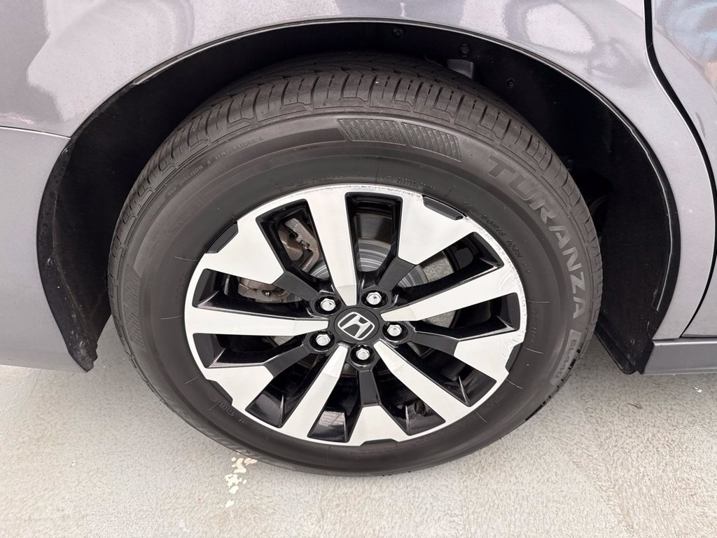 Used 2025 Honda Odyssey EX-L image 11