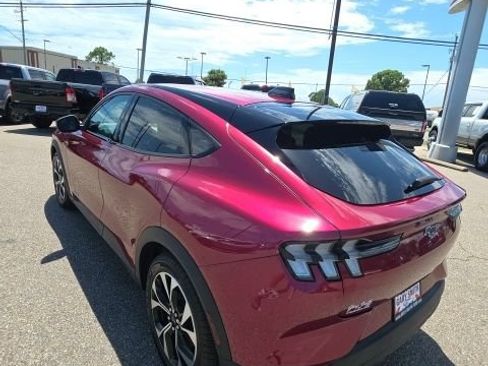 Used 2025 Ford Mustang Mach-E Select w/ Comfort Package Lite AWD/4WD image 6