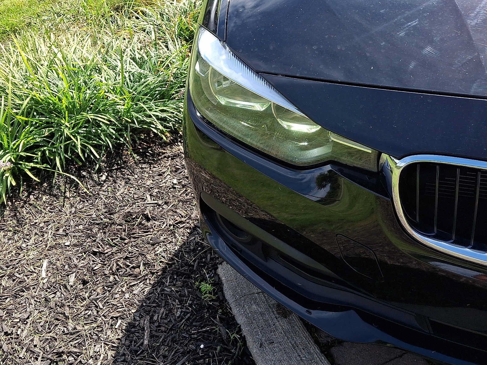 Used 2016 BMW 320i xDrive Sedan AWD/4WD image 9