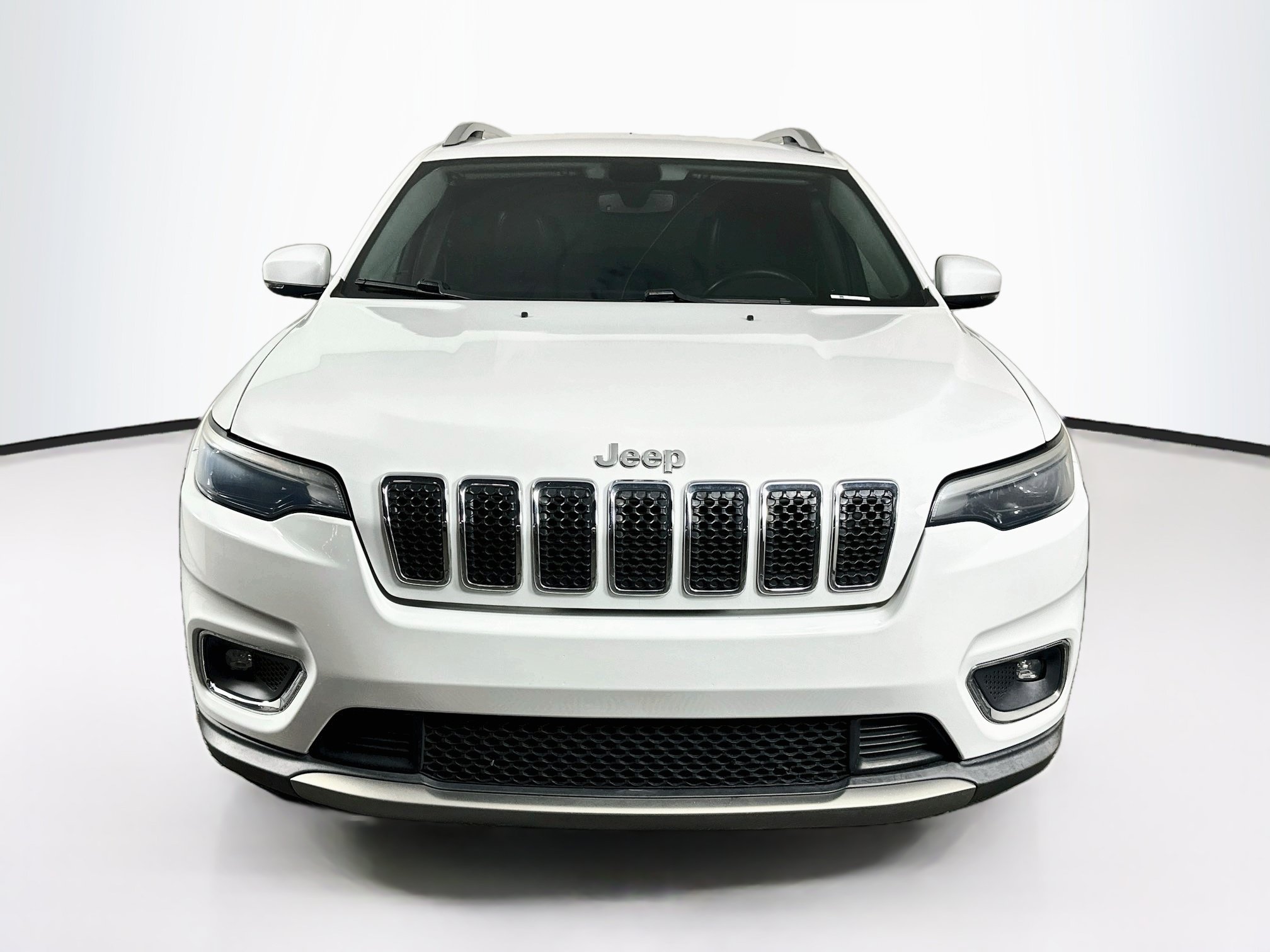 Used 2019 Jeep Cherokee Limited FWD image 2