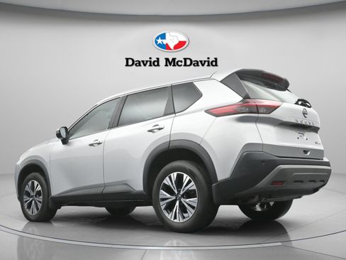 Used 2023 Nissan Rogue SV AWD/4WD image 31