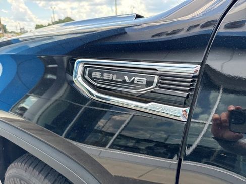 Used 2019 GMC Sierra 1500 SLT w/ SLT Premium Plus Package image 9