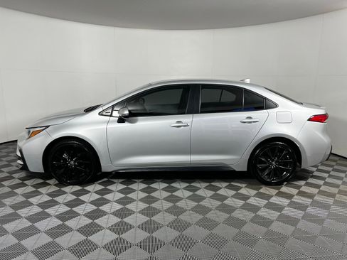 Used 2024 Toyota Corolla SE image 8