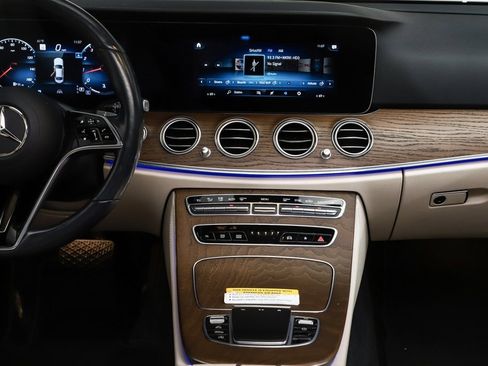Certified 2022 Mercedes-Benz E 350 4MATIC Sedan image 15