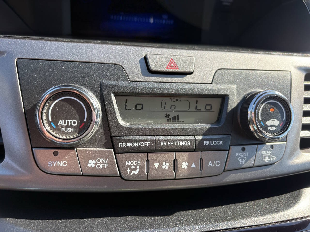 Used 2015 Honda Odyssey EX image 34