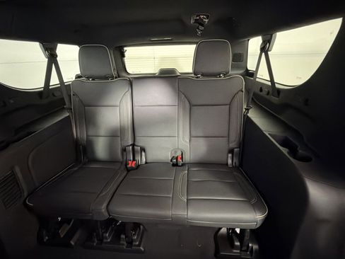 New 2026 Chevrolet Suburban Premier AWD/4WD image 26