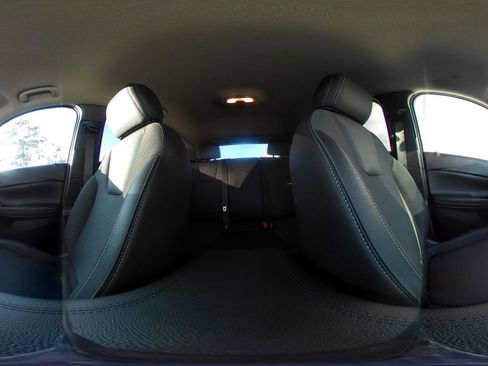 Used 2025 Buick Encore GX Preferred image 42