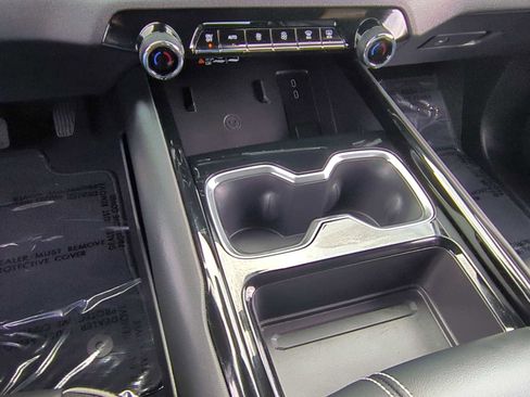 Used 2026 Chevrolet Silverado EV LT image 18