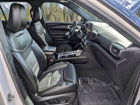Certified 2022 Ford Explorer ST w/ Equipment Group 401A image 19