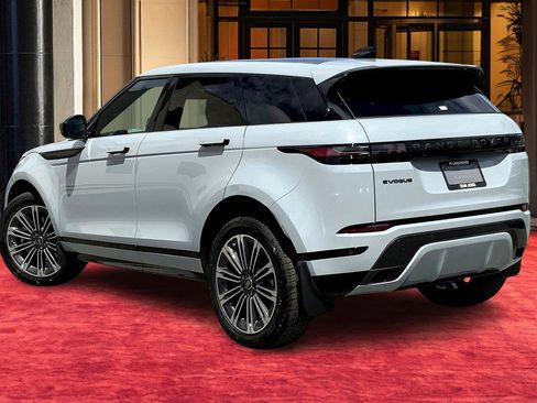 New 2026 Land Rover Range Rover Evoque Dynamic SE image 4