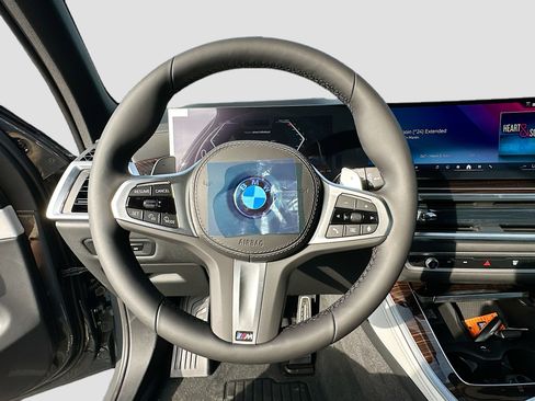 New 2026 BMW X5 sDrive40i w/ M Sport Package image 8