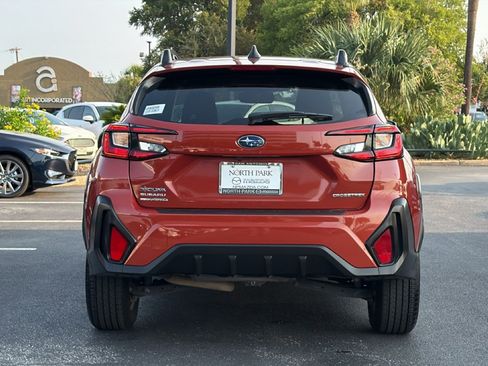 Used 2024 Subaru Crosstrek 2.0i Premium AWD/4WD image 4