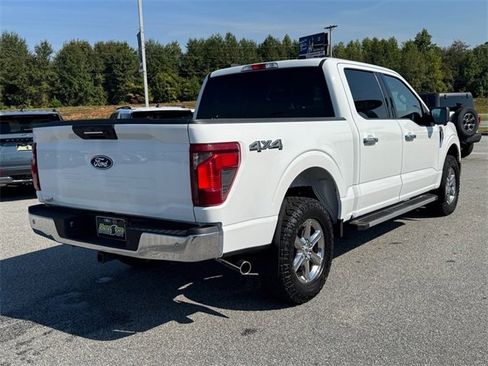 Used 2024 Ford F150 XLT image 3