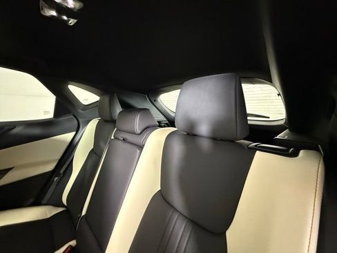 Certified 2024 Lexus NX 250 FWD w/ Premium Package image 27