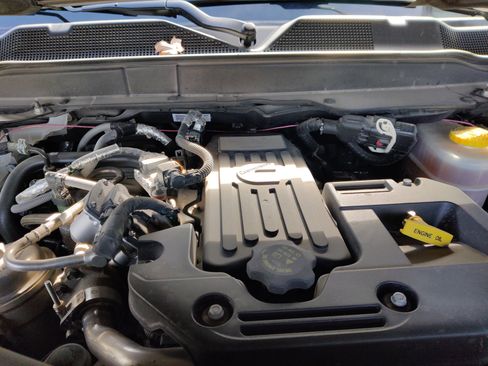 Used 2025 RAM 3500 Limited image 26