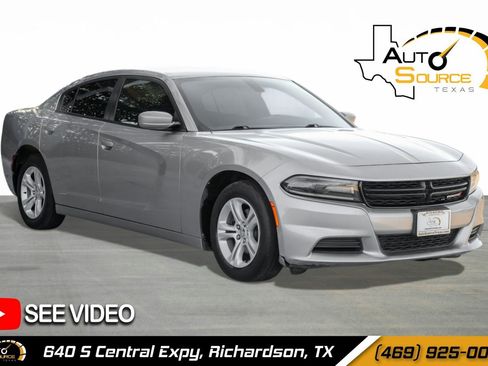 Used 2018 Dodge Charger SXT image 1