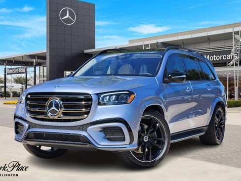 New 2026 Mercedes-Benz GLS 580 4MATIC image 1