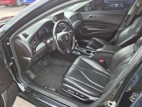 Used 2019 Acura ILX FWD image 4