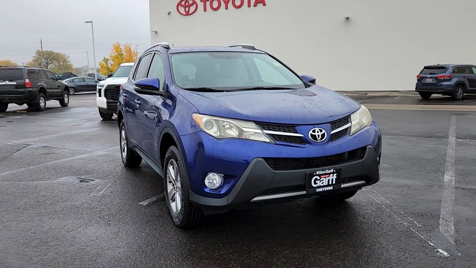 Used 2015 Toyota RAV4 XLE AWD/4WD image 4