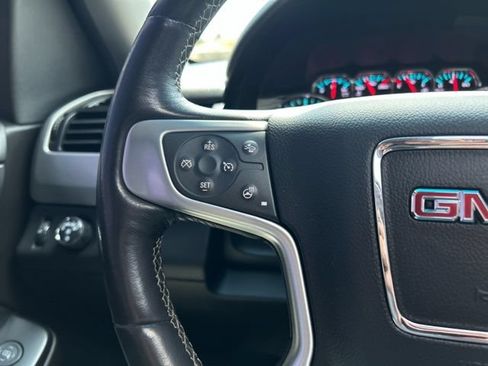 Used 2018 GMC Yukon SLT w/ Open Road Package AWD/4WD image 46
