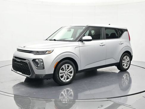 Used 2020 Kia Soul LX FWD image 1