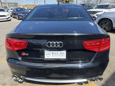 Used 2014 Audi S8 w/ Driver Assistance Package image 6