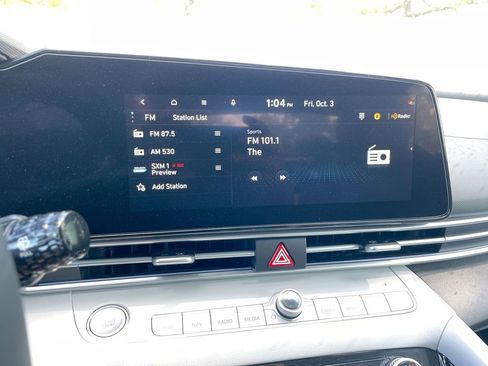 New 2025 Hyundai Elantra Limited image 41