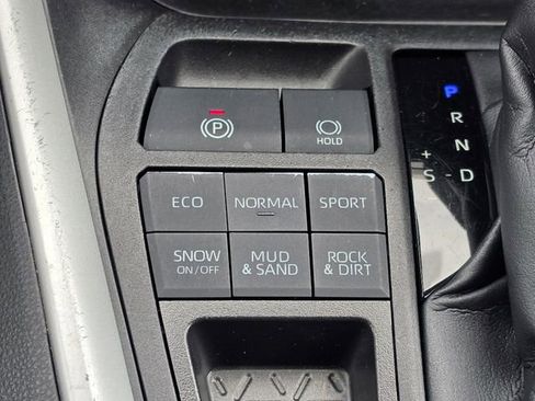 Used 2023 Toyota RAV4 XLE AWD/4WD image 26